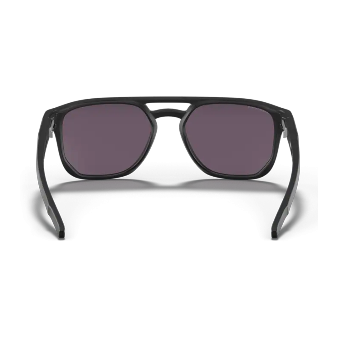 Oakley Latch Beta